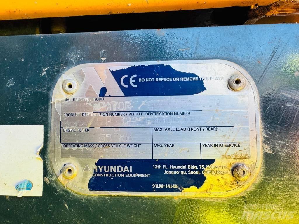 Hyundai HX130A LCR Εκσκαφείς με ερπύστριες