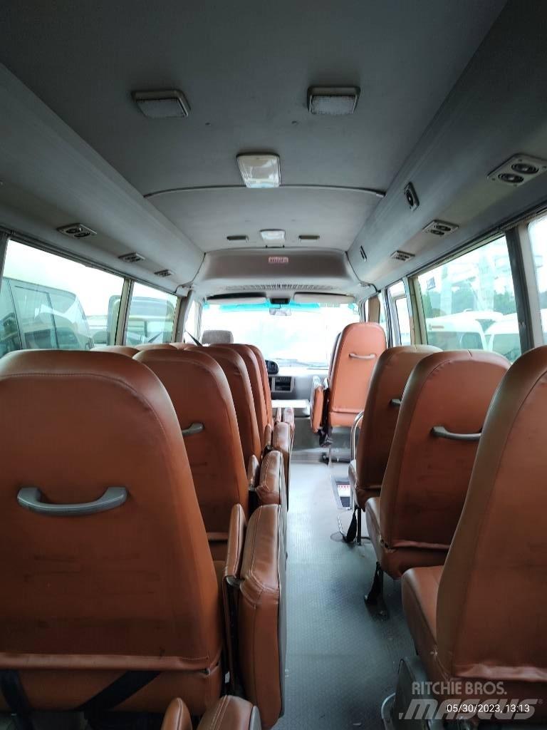 Toyota Coaster Bus Μίνι λεωφορεία