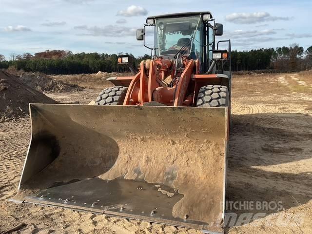 Hitachi ZW 220 Φορτωτές με λάστιχα (Τροχοφόροι)