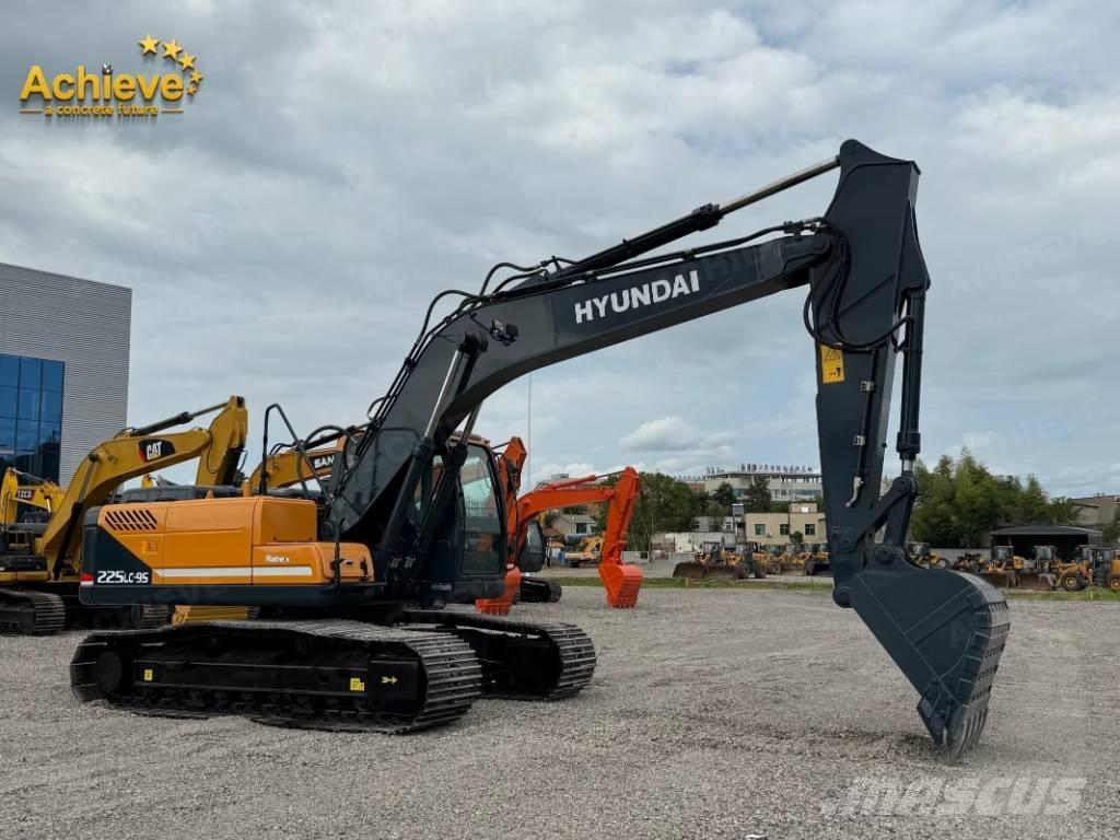 Hyundai 225LC-9S Εκσκαφείς με ερπύστριες