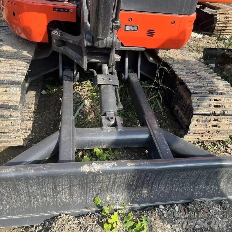 Kubota U 40 Εκσκαφάκι (διαβολάκι) < 7t