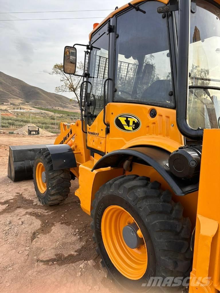  VF VENIERI 823E Εκσκαφείς Φορτωτές τύπου JCB
