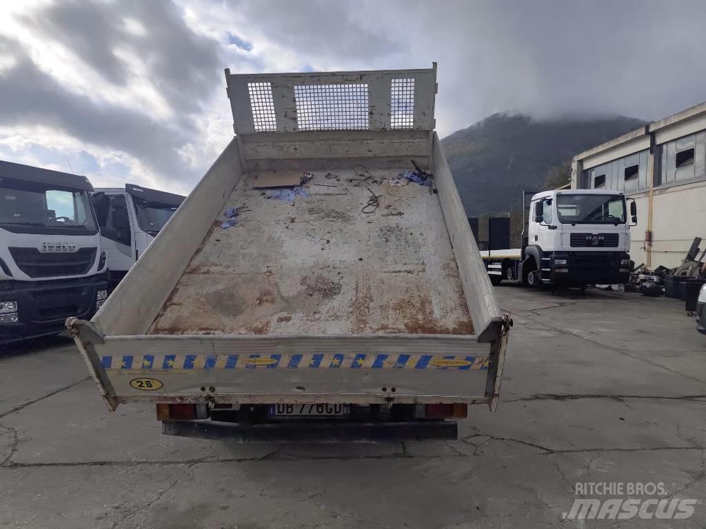 Isuzu NPR77G-5DX Φορτηγά με Γερανό