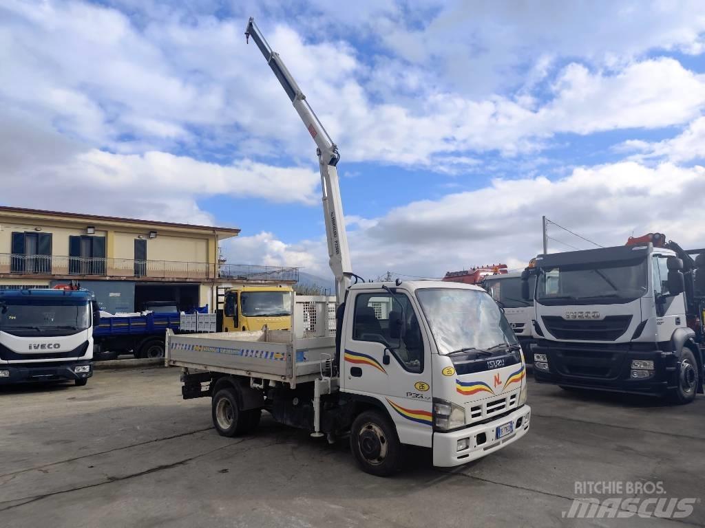 Isuzu NPR77G-5DX Φορτηγά με Γερανό