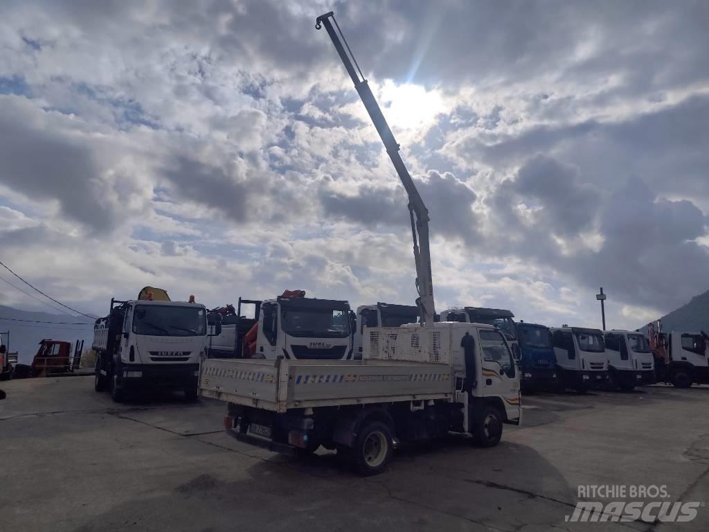 Isuzu NPR77G-5DX Φορτηγά με Γερανό