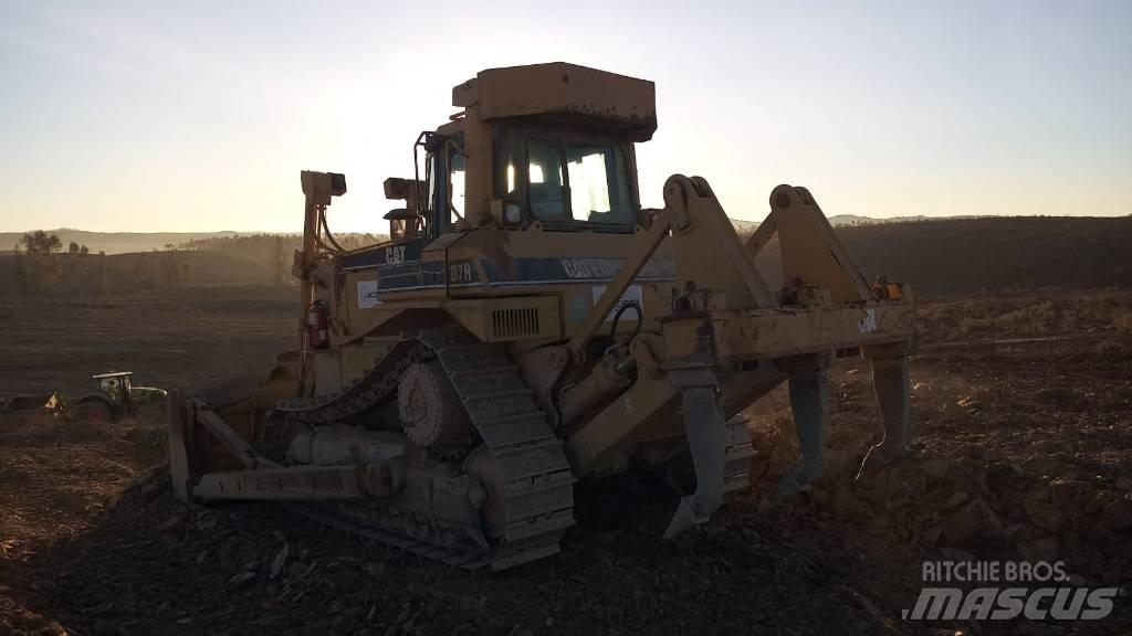 CAT D 7 R Μπουλντόζες με ερπύστριες