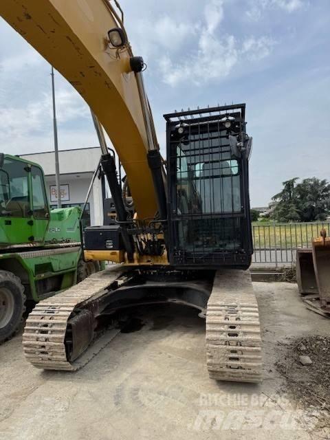 CAT 323 E Εκσκαφείς με ερπύστριες