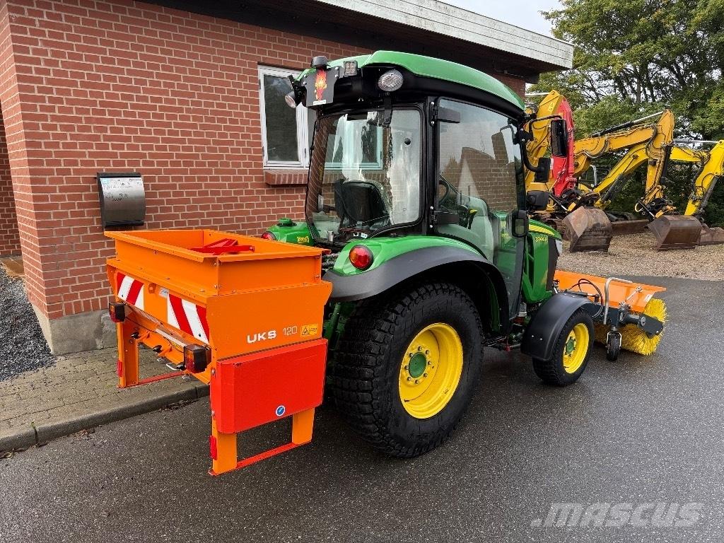 John Deere 3046 R Τρακτέρ