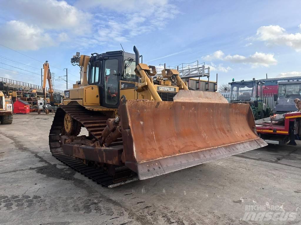 CAT D6T Μπουλντόζες με ερπύστριες