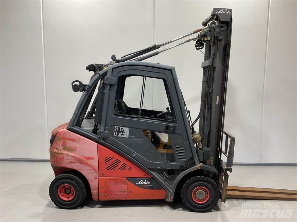 Linde H25D-02 Πετρελαιοκίνητα Κλαρκ