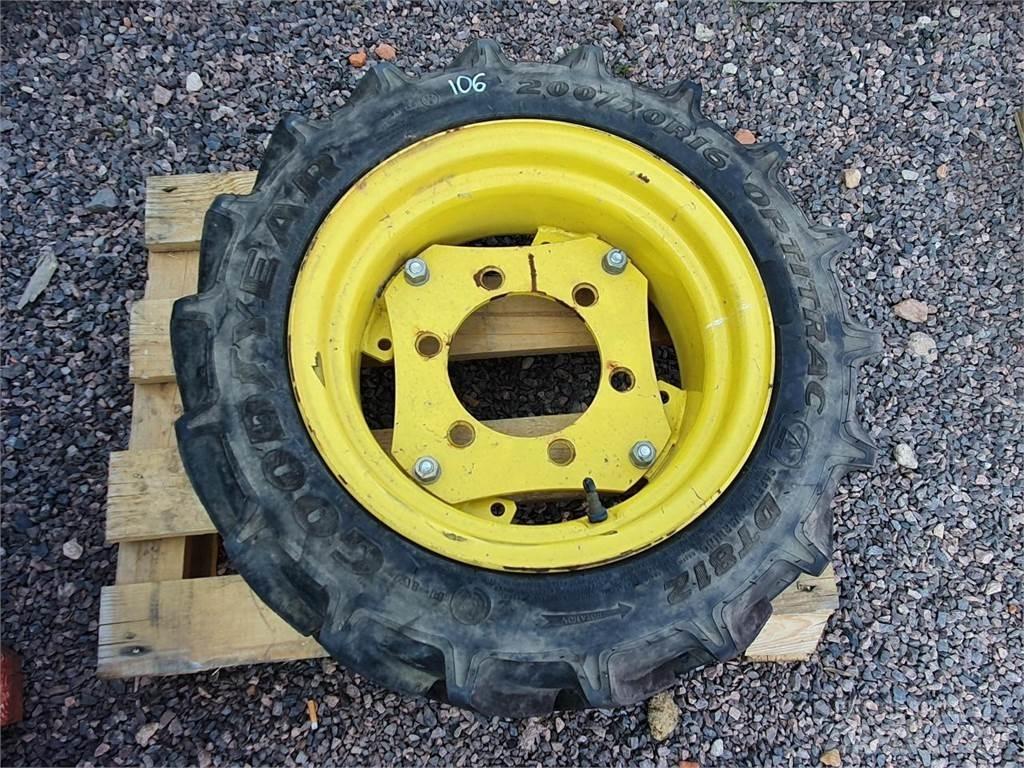 Goodyear 200/70R16 Ελαστικά και ζάντες