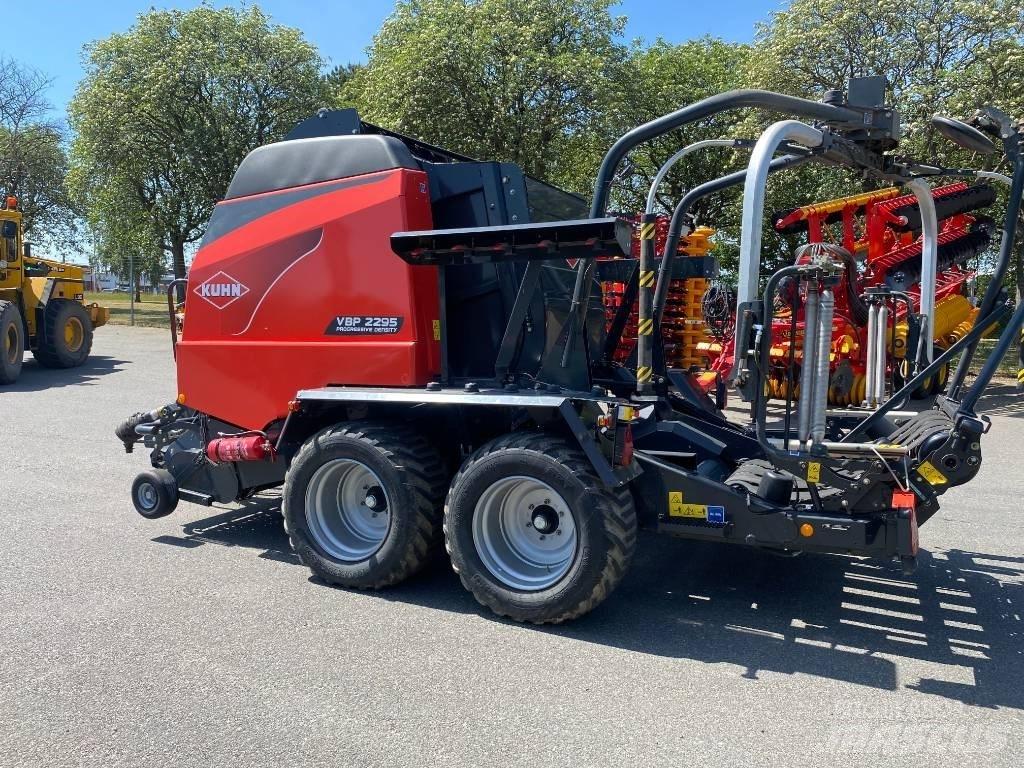 Kuhn VBP2295 Πρέσες κυλινδρικών δεμάτων