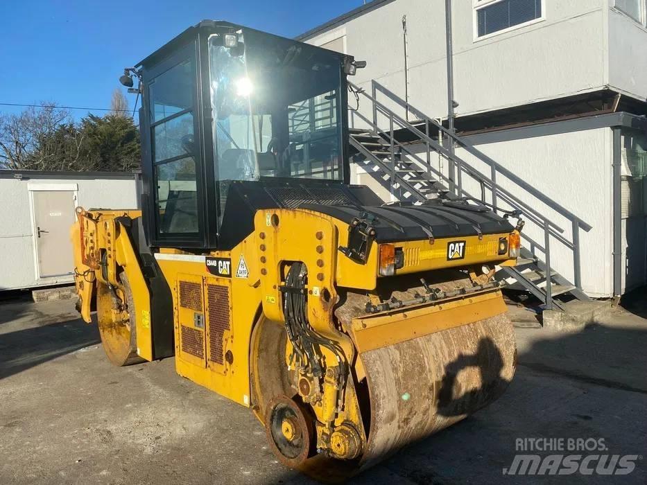 CAT CB 44 B Οδοστρωτήρες διπλού κυλίνδρου