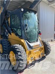 John Deere 324G Φορτωτάκια