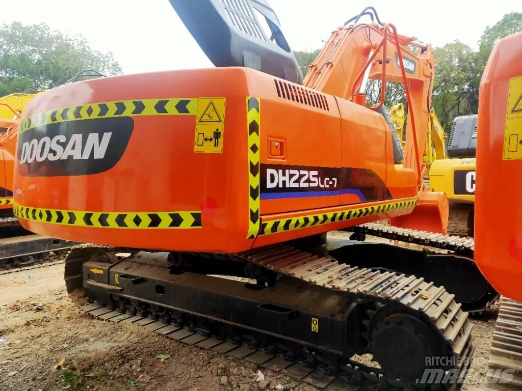 Doosan DH225LC-7 Εκσκαφείς με ερπύστριες