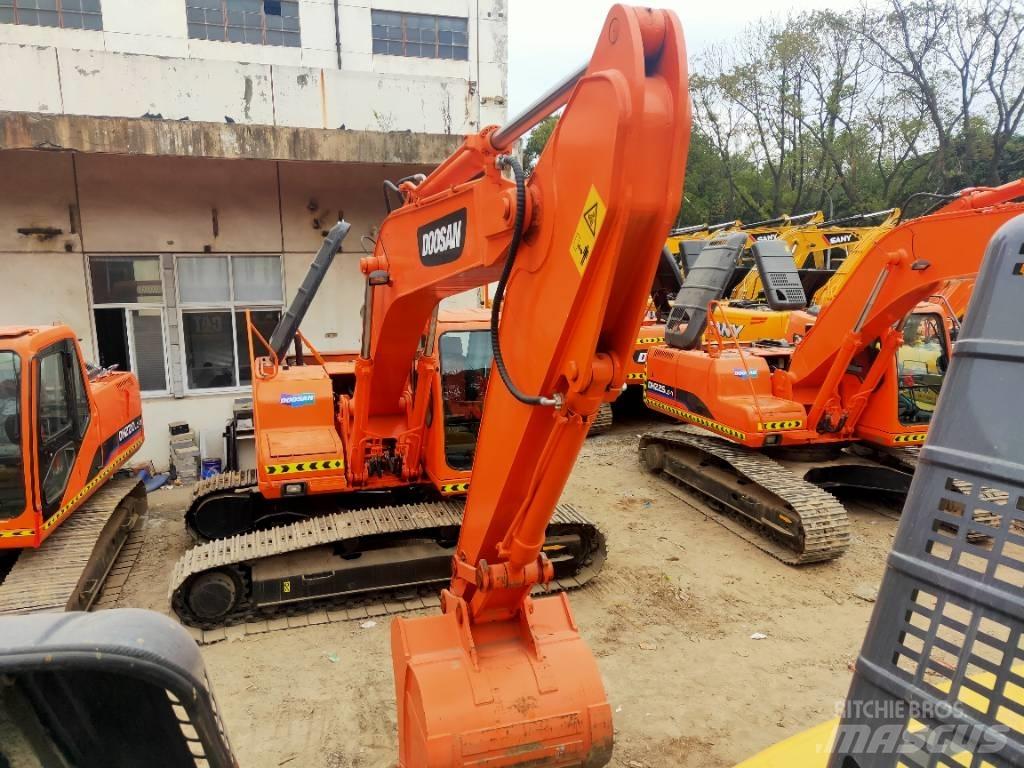 Doosan DH225LC-7 Εκσκαφείς με ερπύστριες