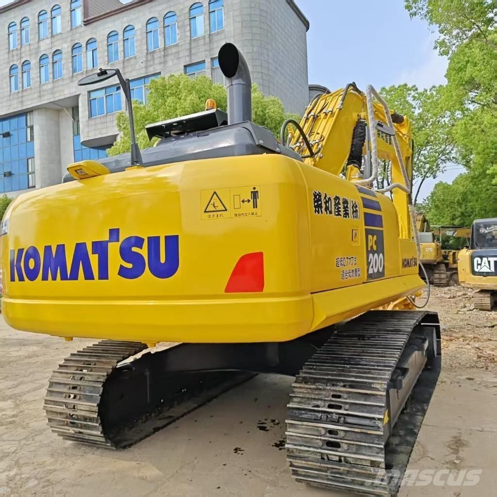 Komatsu PC 200-8 Εκσκαφείς με ερπύστριες