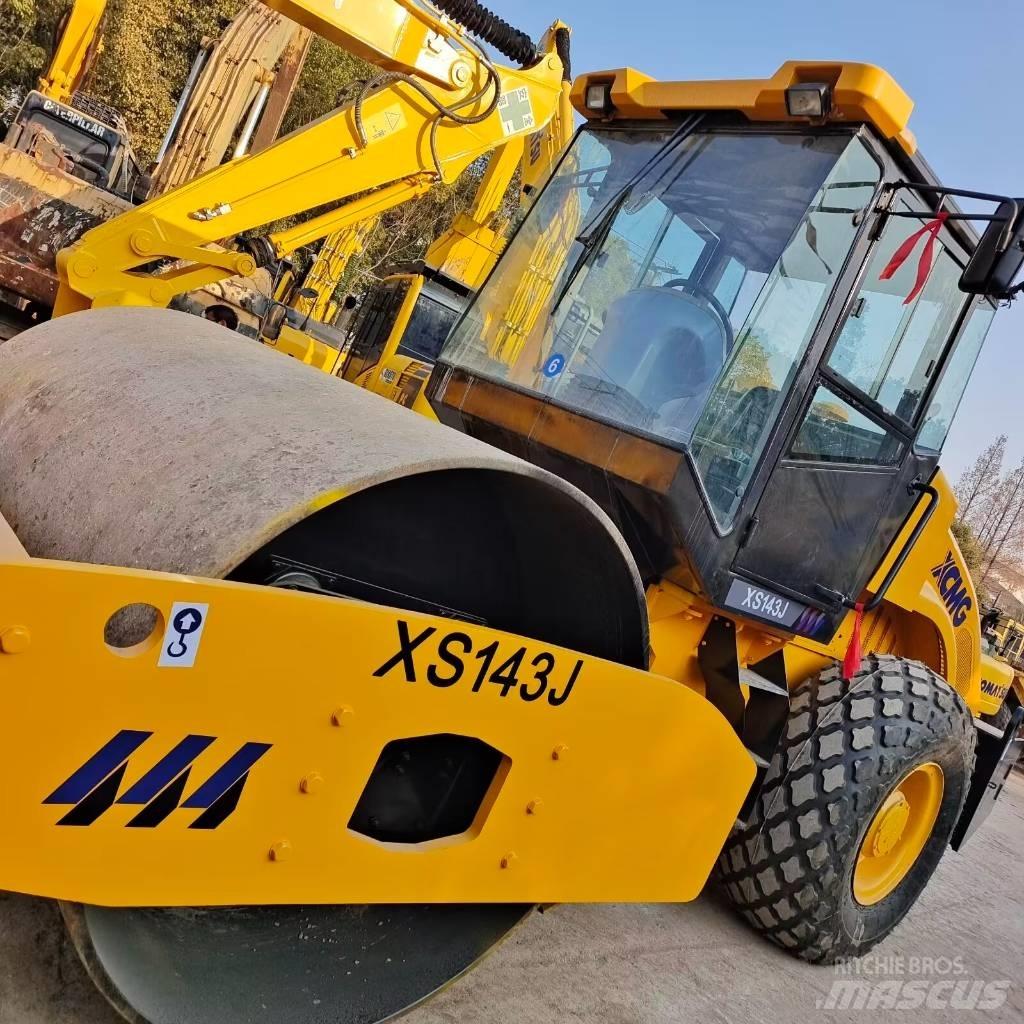 XCMG XS 142 J Οδοστρωτήρες μονού κυλίνδρου