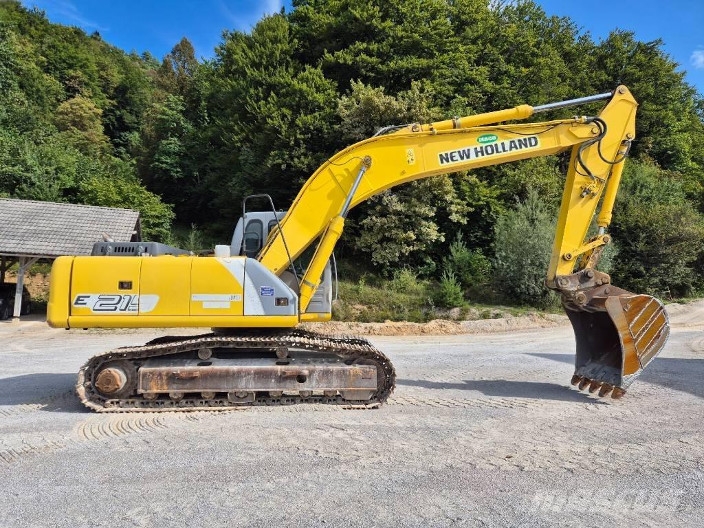 New Holland E 215 Εκσκαφείς με ερπύστριες