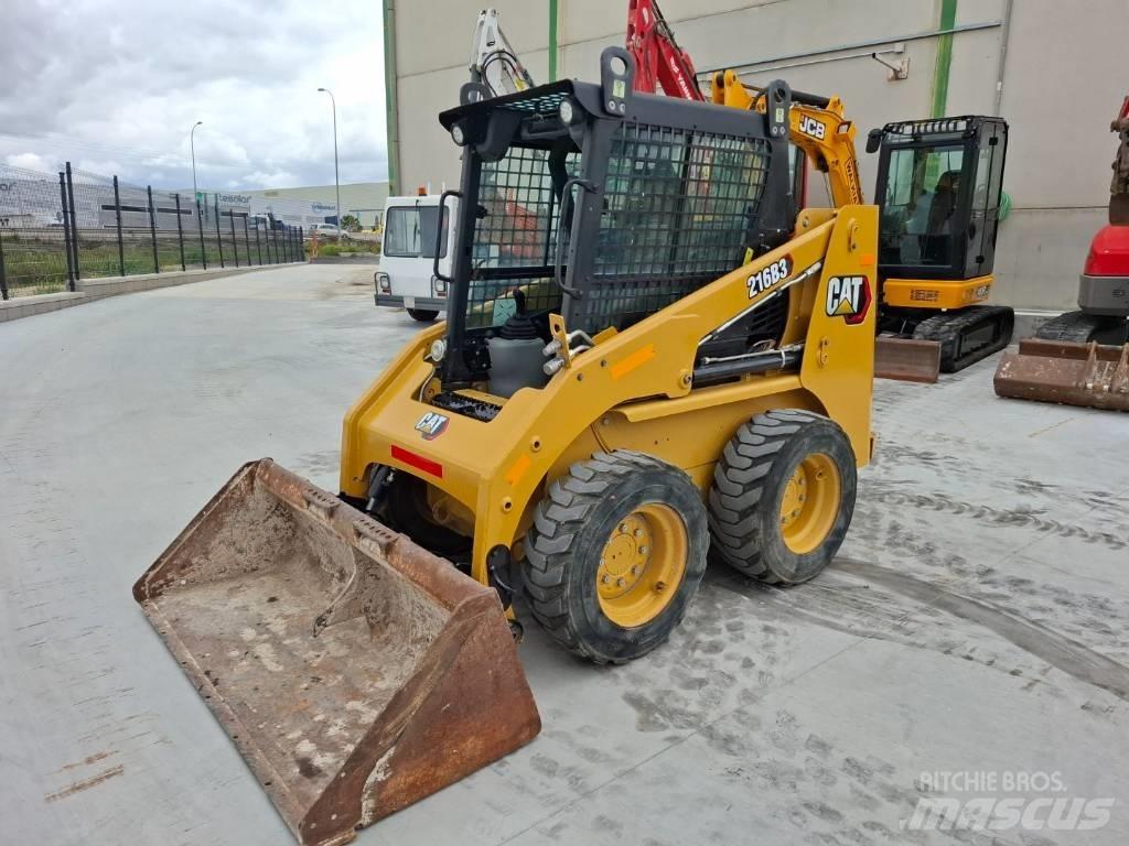 CAT 216 B 3 Φορτωτάκια