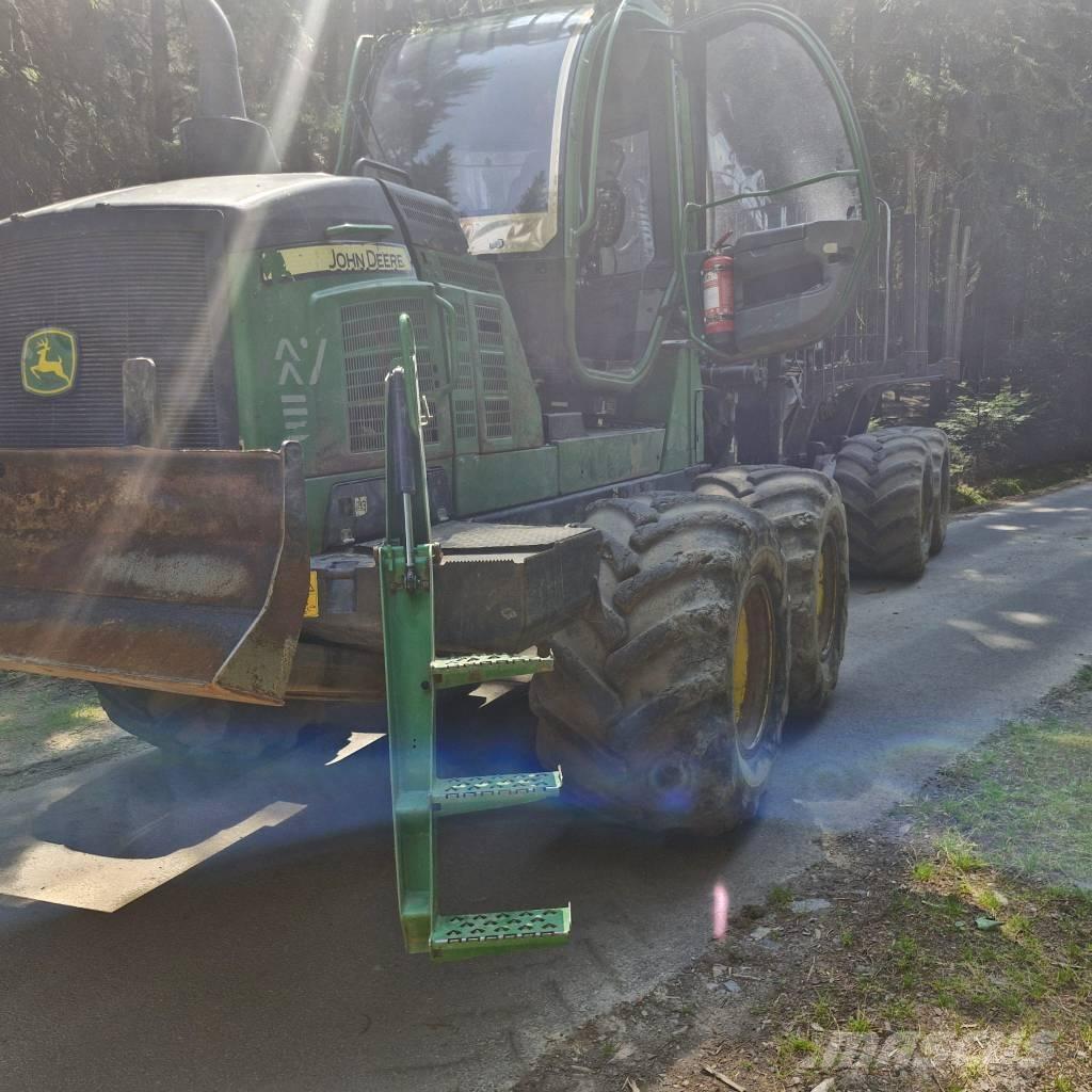 John Deere 1210 G Μεταφορείς ξυλείας