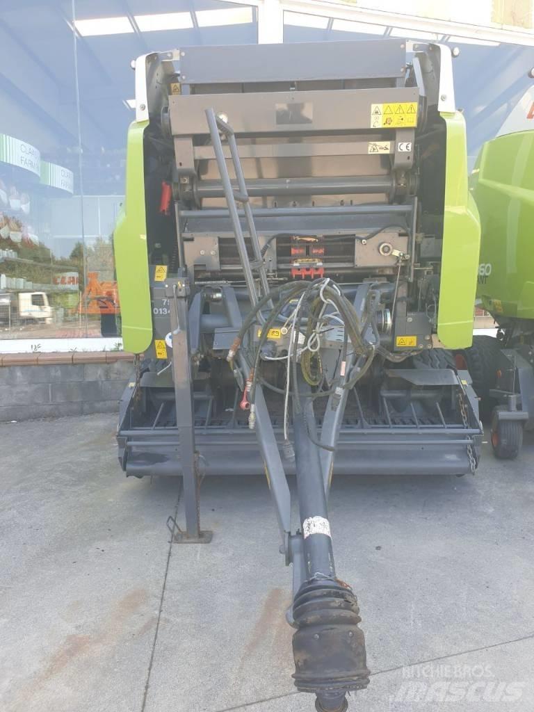 CLAAS Variant 360 Πρέσες κυλινδρικών δεμάτων