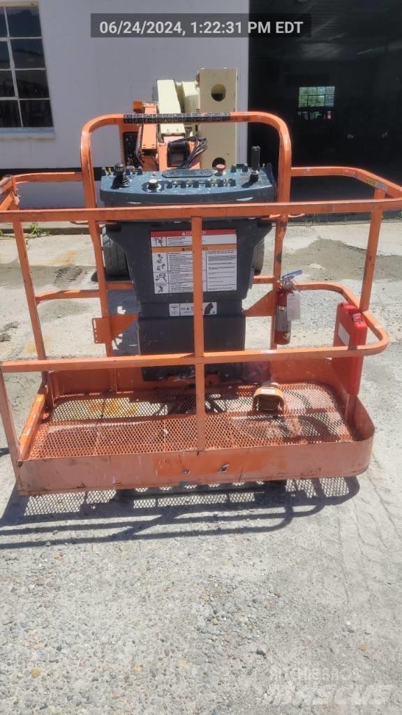 JLG E 450 AJ Ανυψωτήρες με αρθρωτό βραχίονα