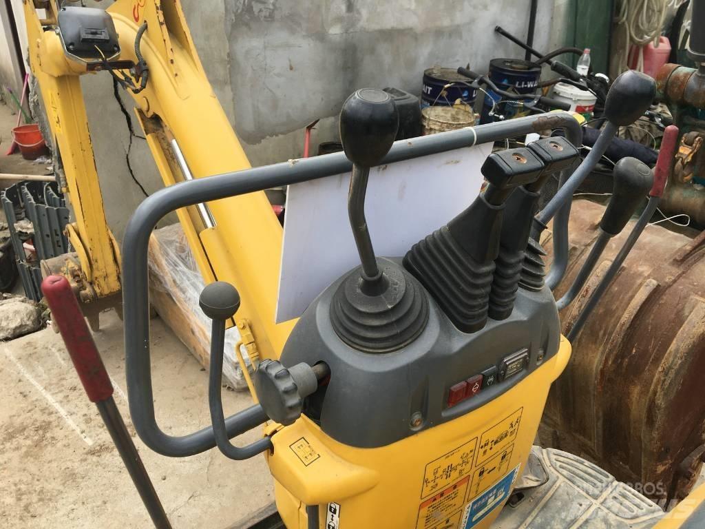 Komatsu PC 10 Εκσκαφάκι (διαβολάκι) < 7t