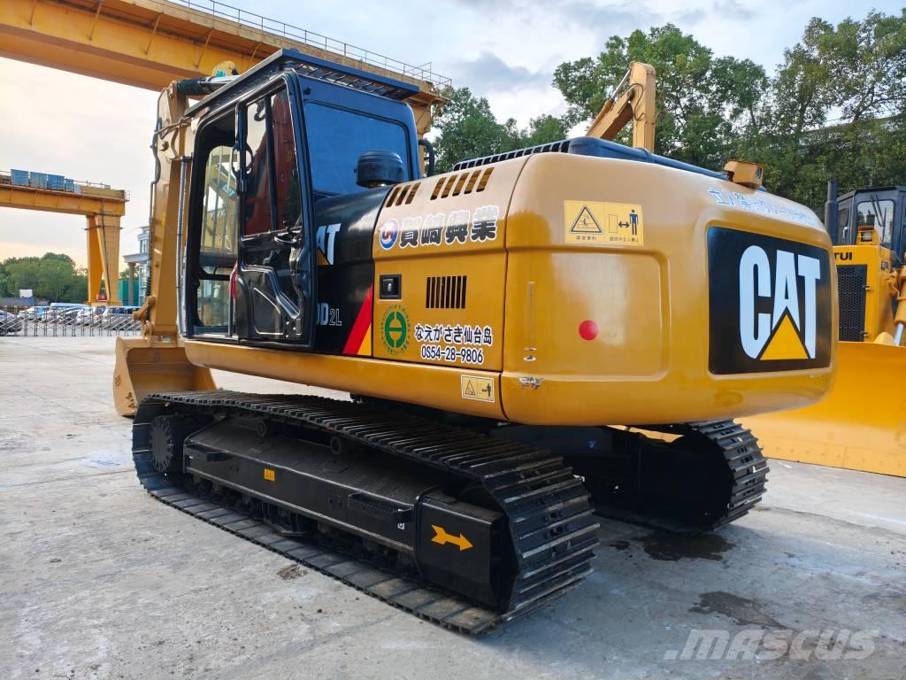 CAT 320 D2 Εκσκαφείς με ερπύστριες