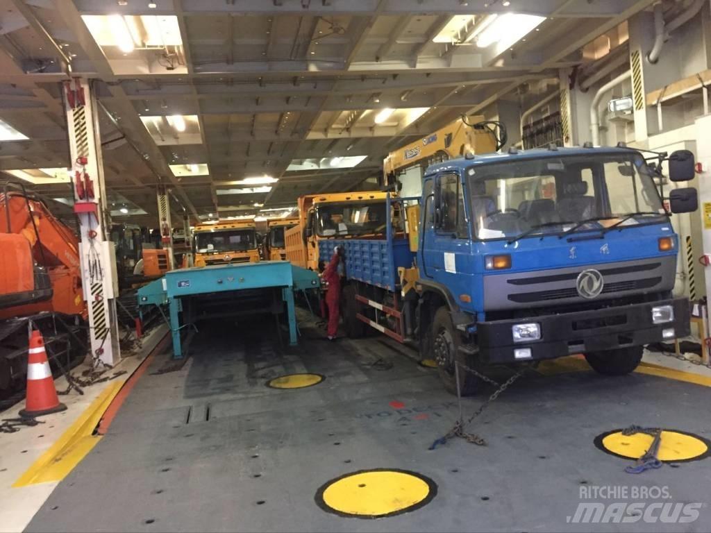Hitachi 470 Εκσκαφείς με ερπύστριες