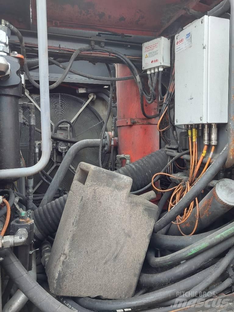 Sandvik DP 1500 i Εξοπλισμός επιφανειακών γεωτρήσεων