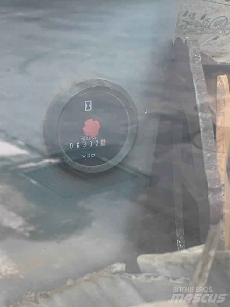 Volvo G990 Γκρέιντερς