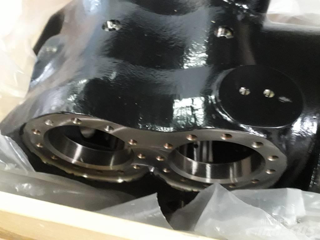 John Deere Base CH8 Μπούμες και κουτάλες