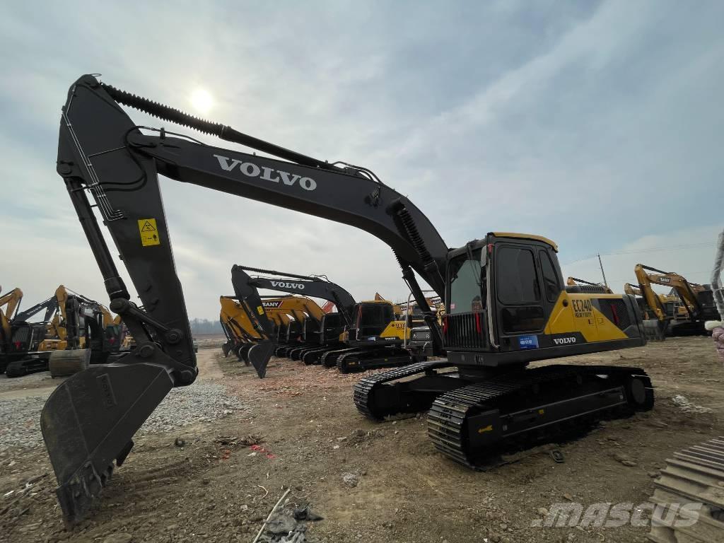 Volvo EC 240 Εκσκαφείς με ερπύστριες