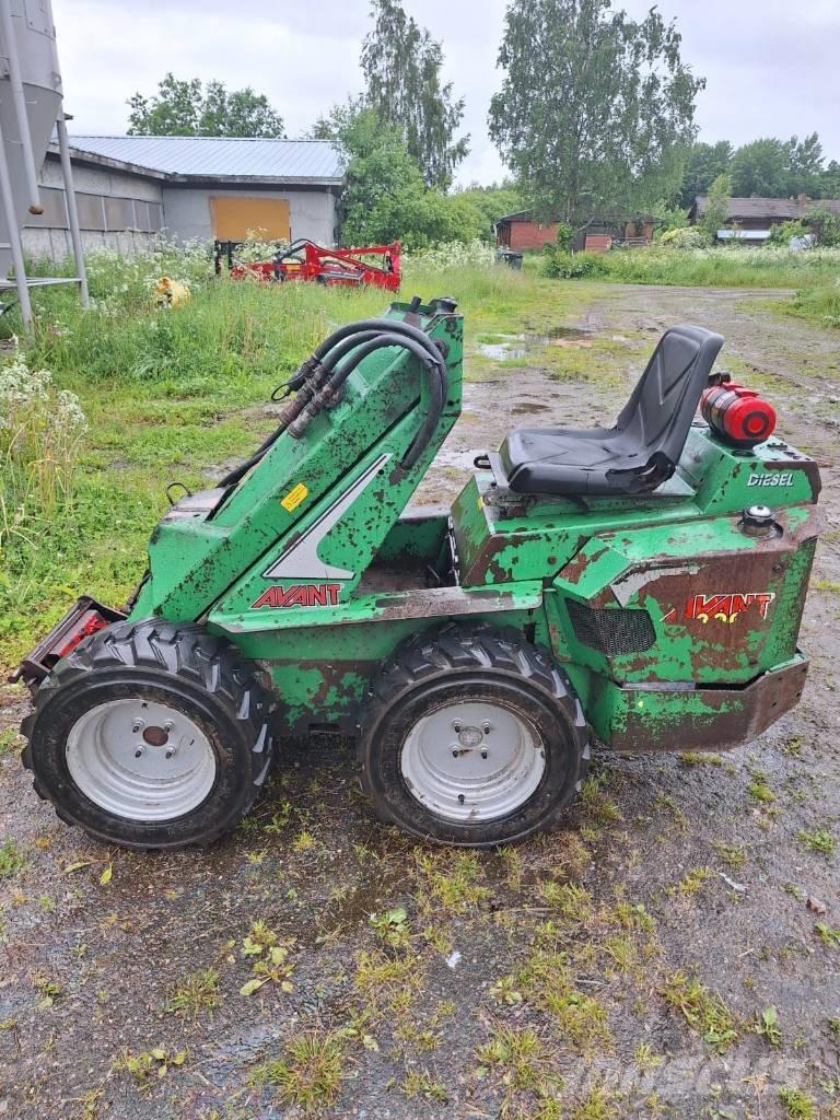 Avant 320+ Άλλα γεωργικά μηχανήματα