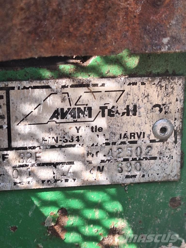 Avant 320+ Άλλα γεωργικά μηχανήματα