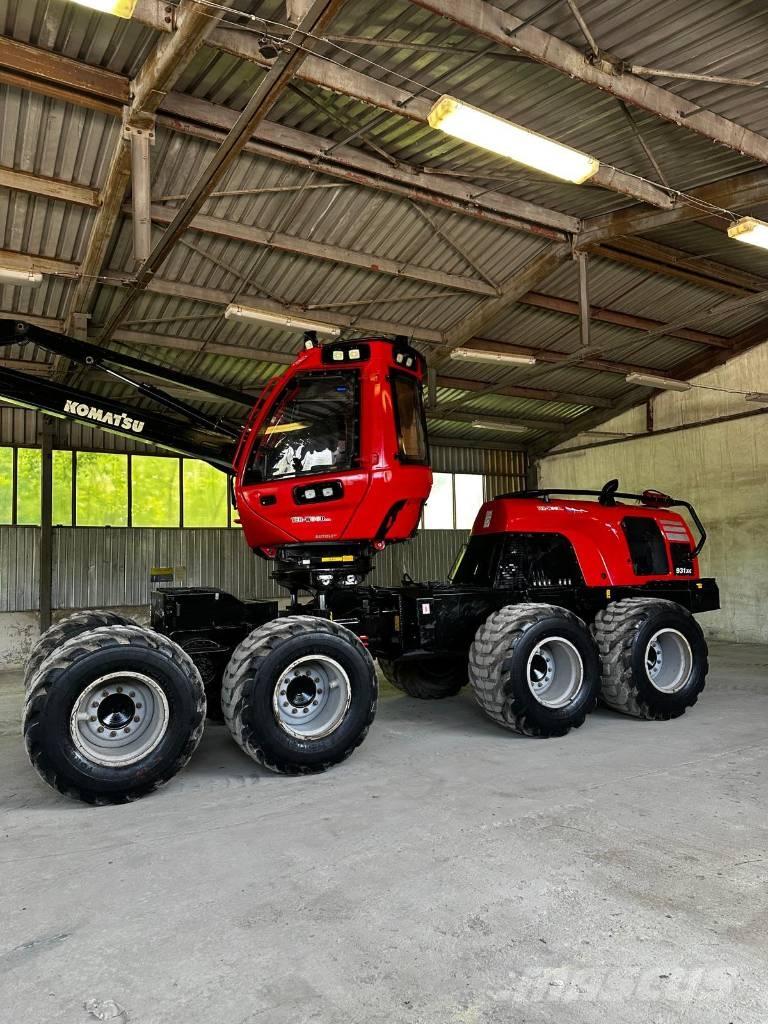 Komatsu 931 XC Θεριζοαλωνιστικές μηχανές