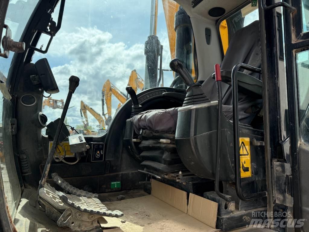 JCB JS 360 LC HRD Εκσκαφείς με ερπύστριες