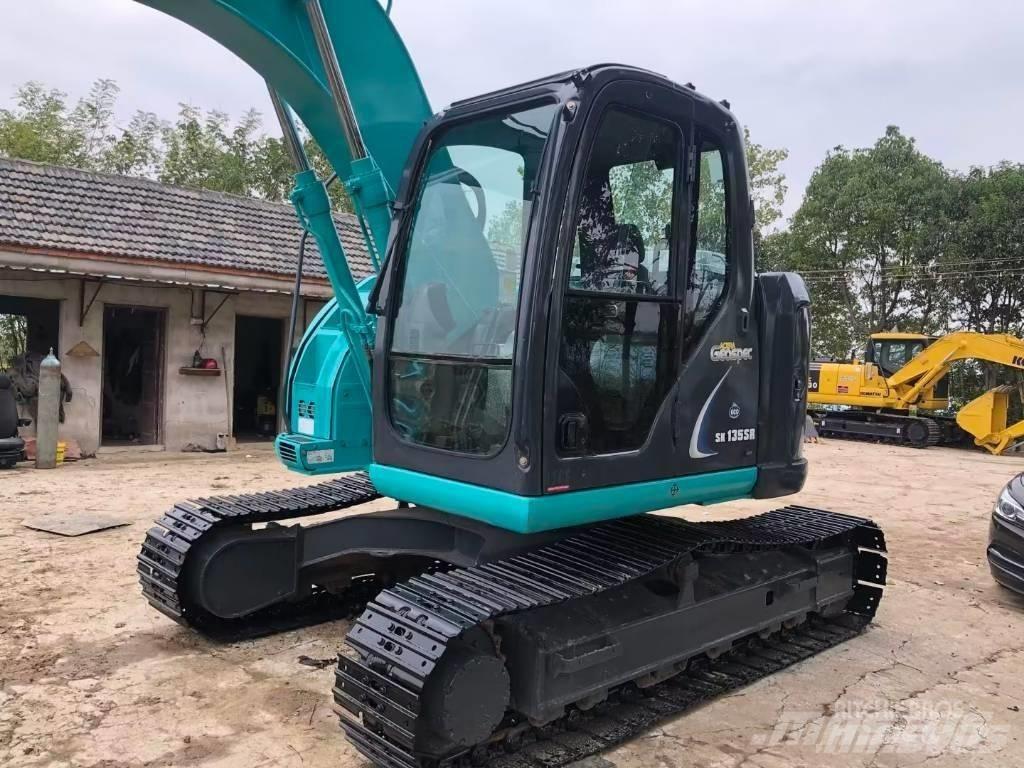 Kobelco SK 135 Εκσκαφείς με ερπύστριες