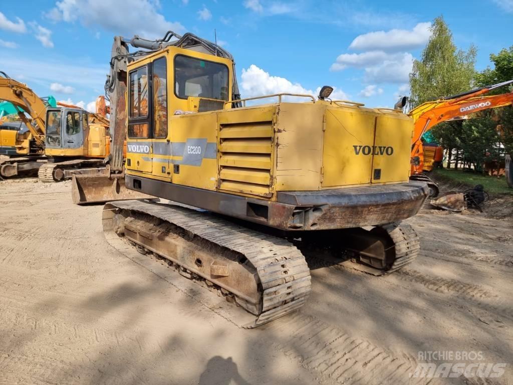 Volvo EC 200 Εκσκαφείς με ερπύστριες