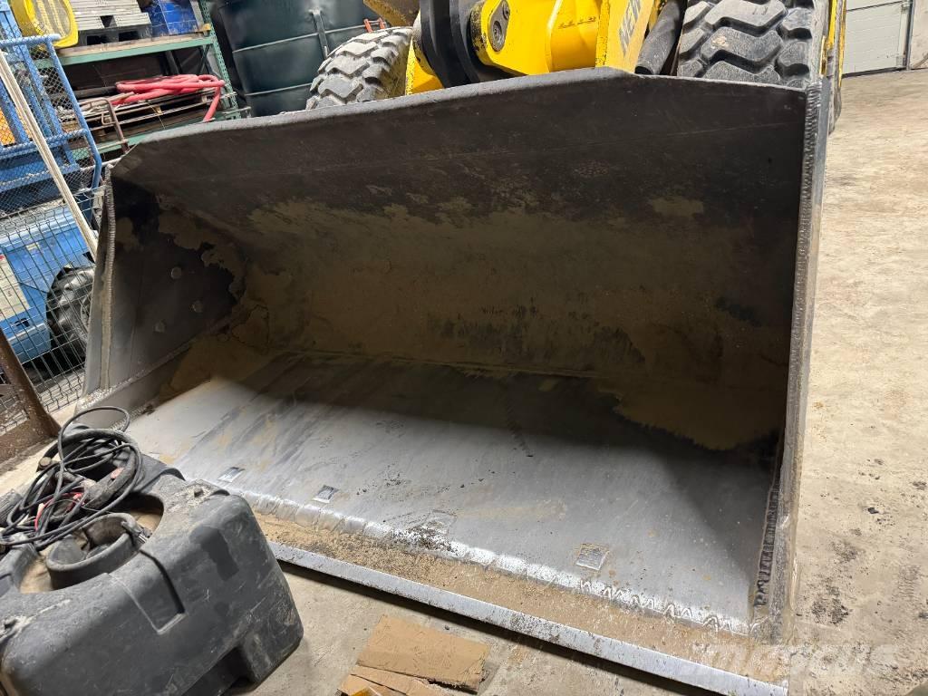 New Holland W 190 B Φορτωτές με λάστιχα (Τροχοφόροι)