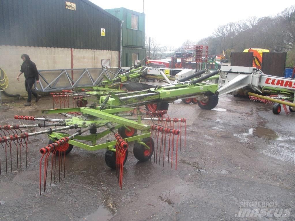 CLAAS Liner 3000 Τσουγκράνες και χορτοξηραντικές μηχανές