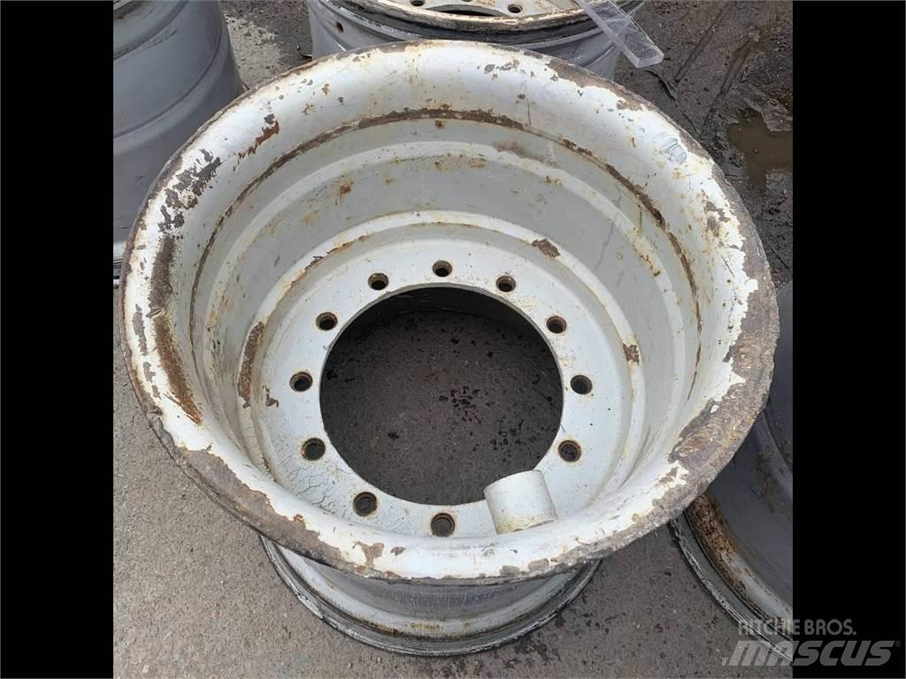 Gremo 1350 24x26,5 Ελαστικά και ζάντες