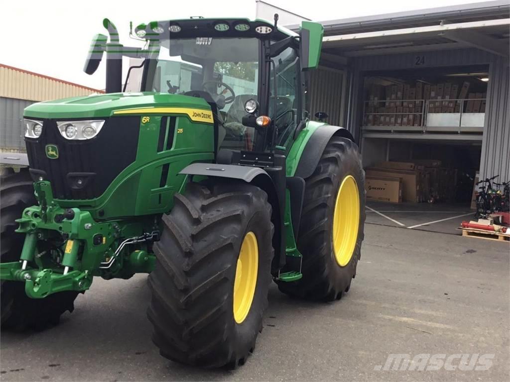 John Deere 6R215 Τρακτέρ