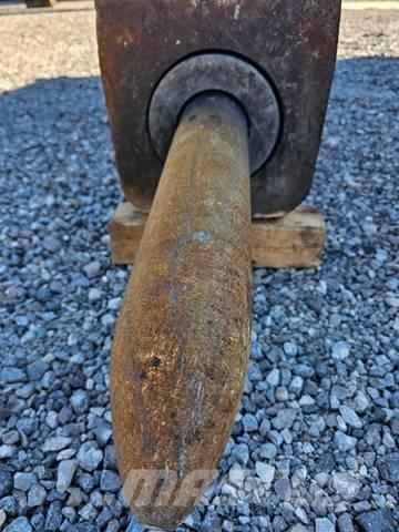 Furukawa F12 Σφυριά / Σπαστήρες