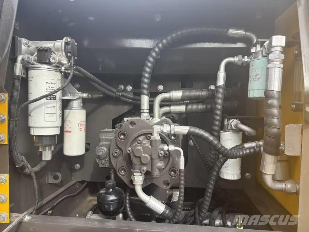 Volvo EC 240 Εκσκαφείς με ερπύστριες