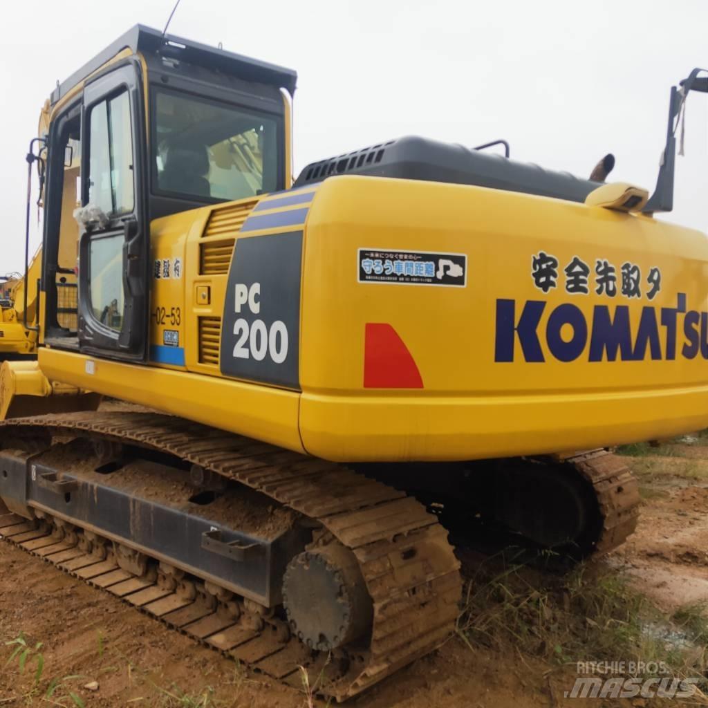 Komatsu PC200-8 Εκσκαφείς με ερπύστριες