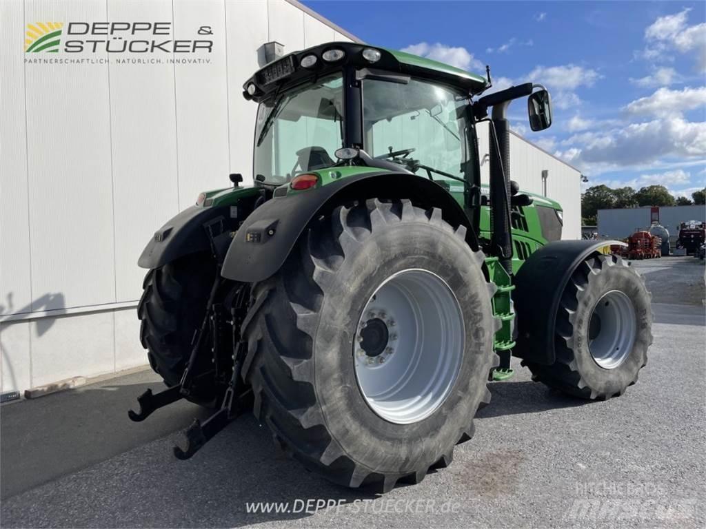 John Deere 6210R Τρακτέρ