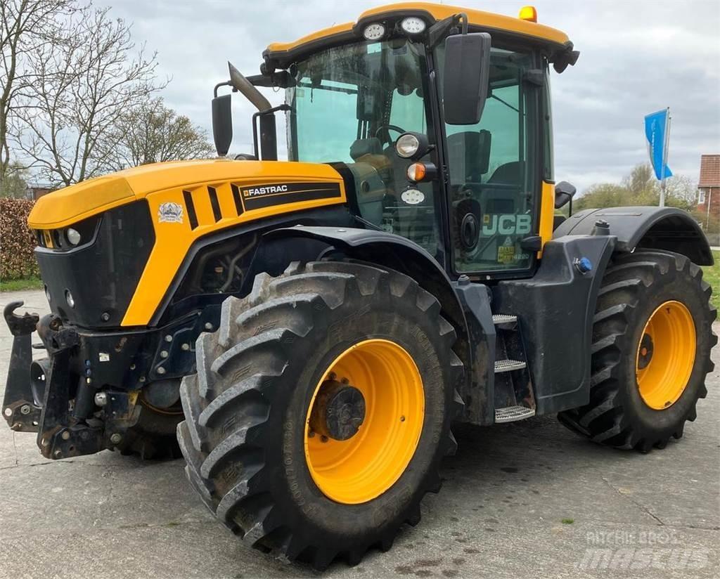 JCB 4220 Fastrac Τρακτέρ