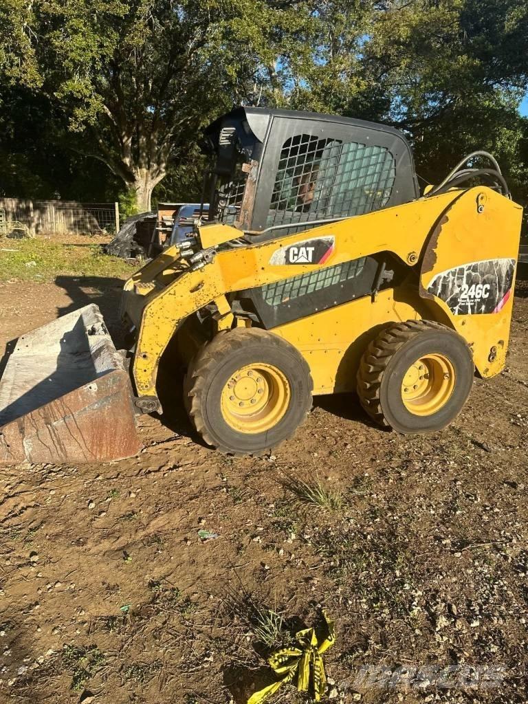 CAT 246 C Φορτωτάκια